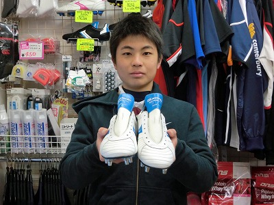 スズキスポーツBluesoleラグビースパイク! カラー、足型ぴったり