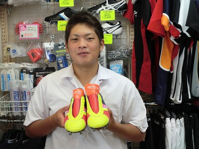 スズキスポーツBluesoleラグビースパイク! カラー、足型ぴったり