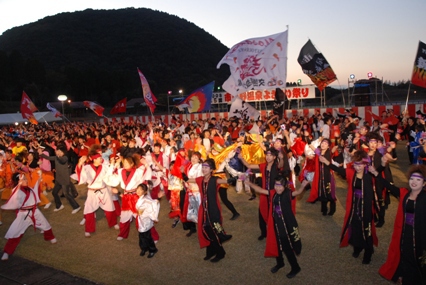 市比野温泉 よさこい祭り開催!!